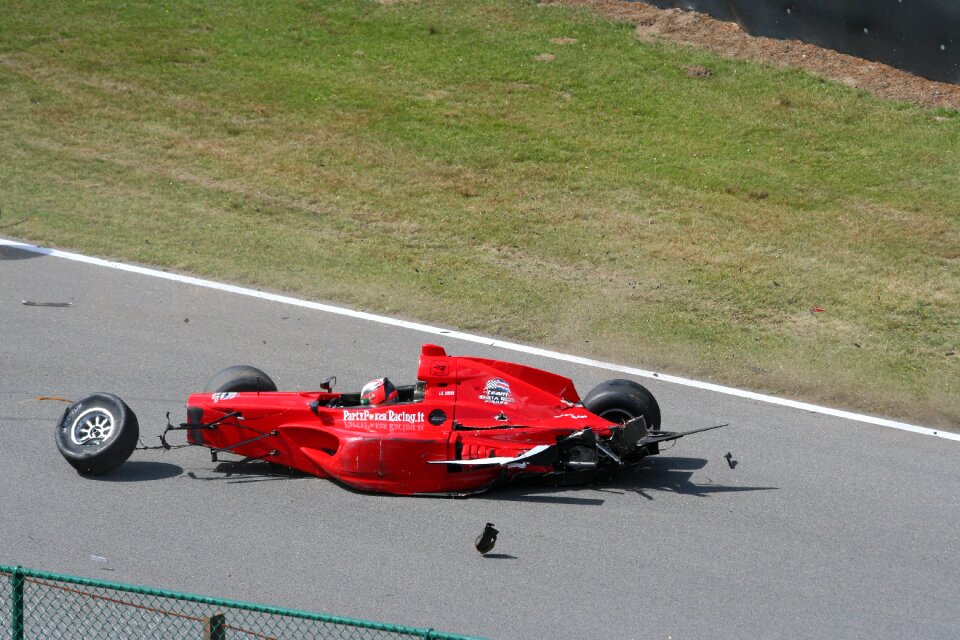 Accident crash motorsports