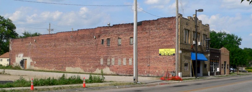 Omaha, 2400 block Lake Street, N side