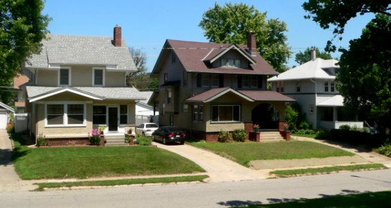 Omaha, Nebraska 2744-2740-2736 Redick Ave