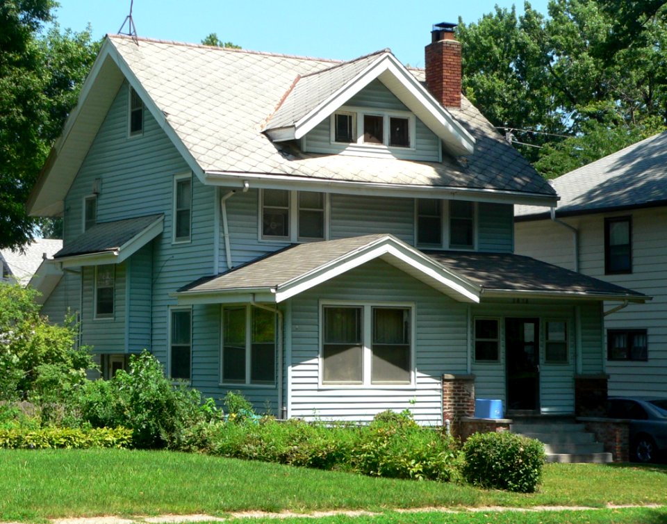 Omaha, Nebraska 2858 Redick Ave