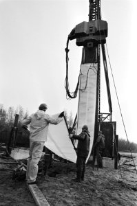 Op de voormalige stortplaats in de Volgermeerpolder is men begonnen met een proe, Bestanddeelnr 933-1477