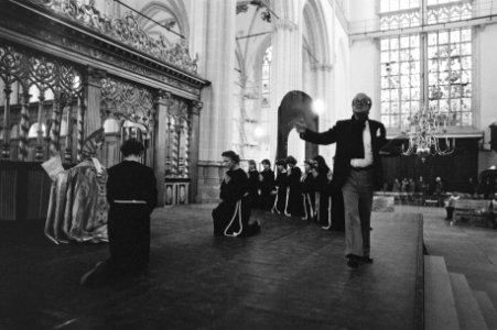 Op Nieuwjaarsdag wordt in de Nieuwe Kerk te Amsterdam wee Vondels GIJSBRECHT van, Bestanddeelnr 931-2312