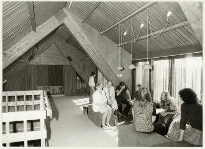 Op de zolder van buurtcentrum De Fjord. NL-HlmNHA 54003437