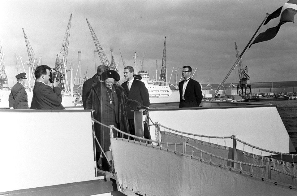 Op bezoek bij een haventerrein, Bestanddeelnr 919-7310