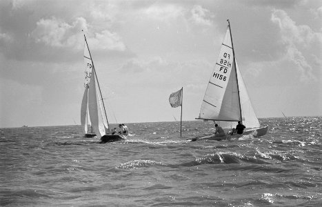 Op het IJselmeer bij Muiden, Nationale Zeilwedstrijden, Bestanddeelnr 914-3169
