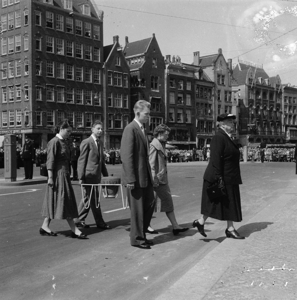 Onthulling Nationaal Monument Urnen (Zuid-Holland), Bestanddeelnr 907-7416