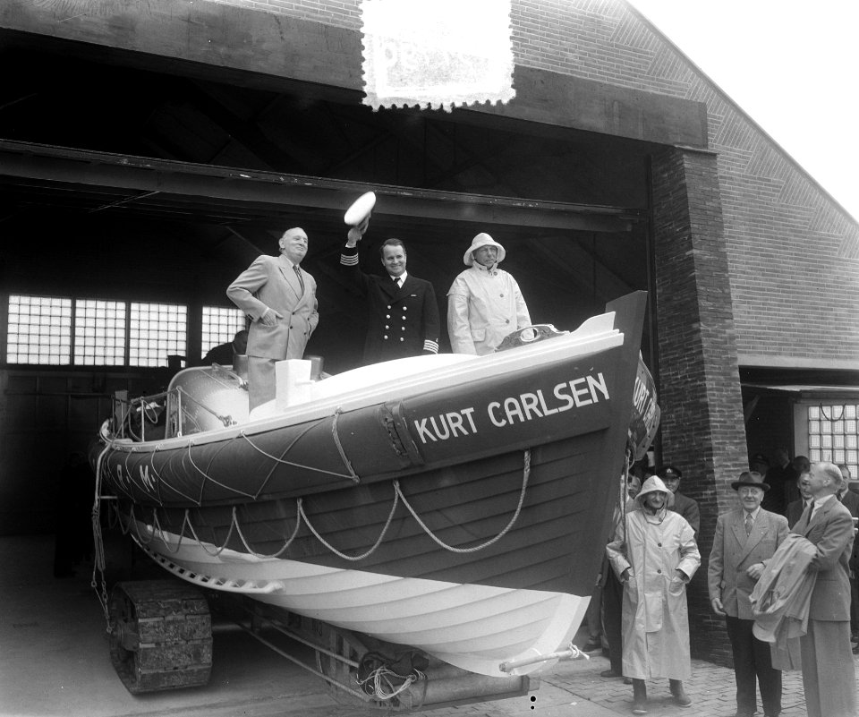 Onthulling nieuwe reddingsboot te Noordwijk door Kurt Carlsen, Bestanddeelnr 905-7790