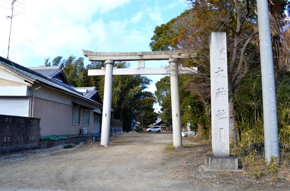 Oo-jinja (Ichinomiya) torii