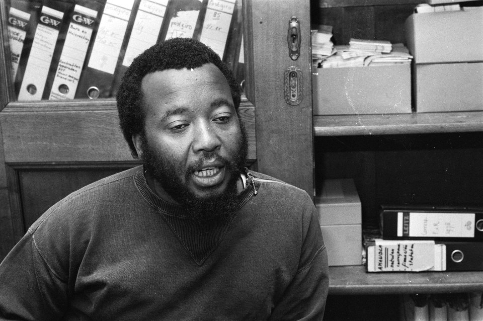 Opdracht de Stem Lazarus Mphahlele (ANC), Bestanddeelnr 933-6852