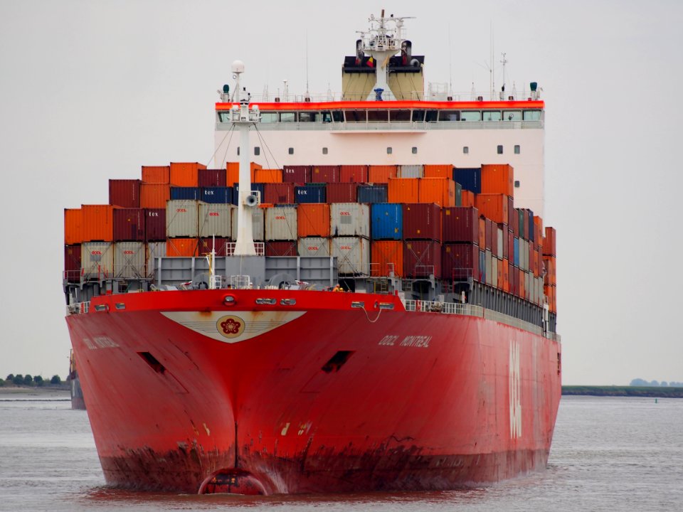 OOCL Motnreal - IMO 9253739 - Callsign VRYO3, Port of Antwerp pic3