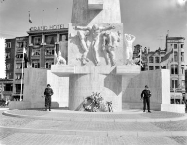 Onthulling Nationaal Monument, Bestanddeelnr 907-7400