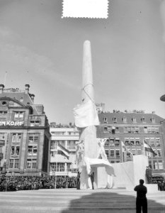 Onthulling Nationaal Monument, Bestanddeelnr 907-7405