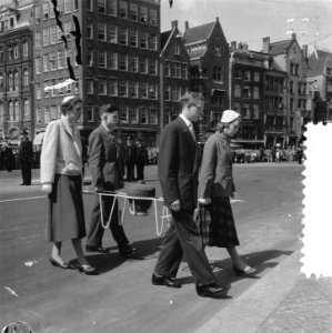 Onthulling Nationaal Monument Urnen (Noord-Holland), Bestanddeelnr 907-7412