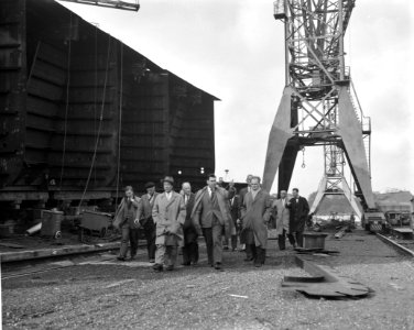 Opdracht Beauchez. Bezoek ingenieurs aan werf Verschure, Bestanddeelnr 913-1178