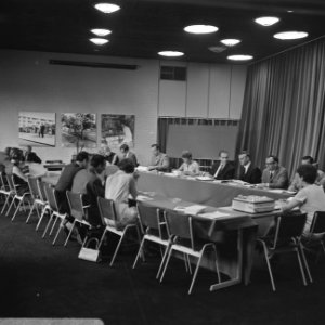 Opdracht Buitenlandse Zaken, afd. Voorlichting Ontwikkelingshulp, hr. De Groot, Bestanddeelnr 922-7811