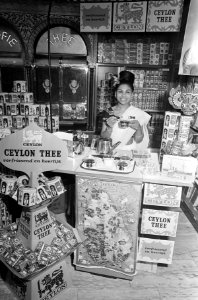 Opdracht De Gruyter , Ceylon-thee, Bestanddeelnr 920-2527