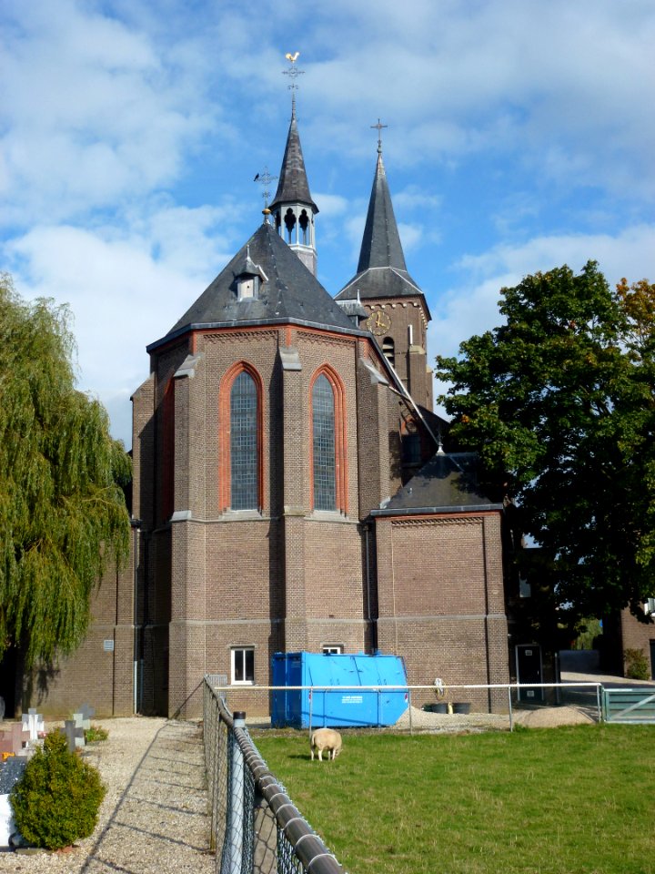 Ooij (Ubbergen) RK kerk (01)