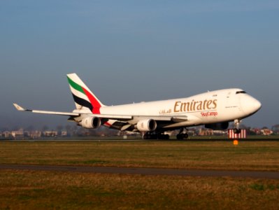 OO-THC Emirates Boeing 747-4HAF(ER), landing at Schiphol (AMS - EHAM), Netherlands, pic1 photo
