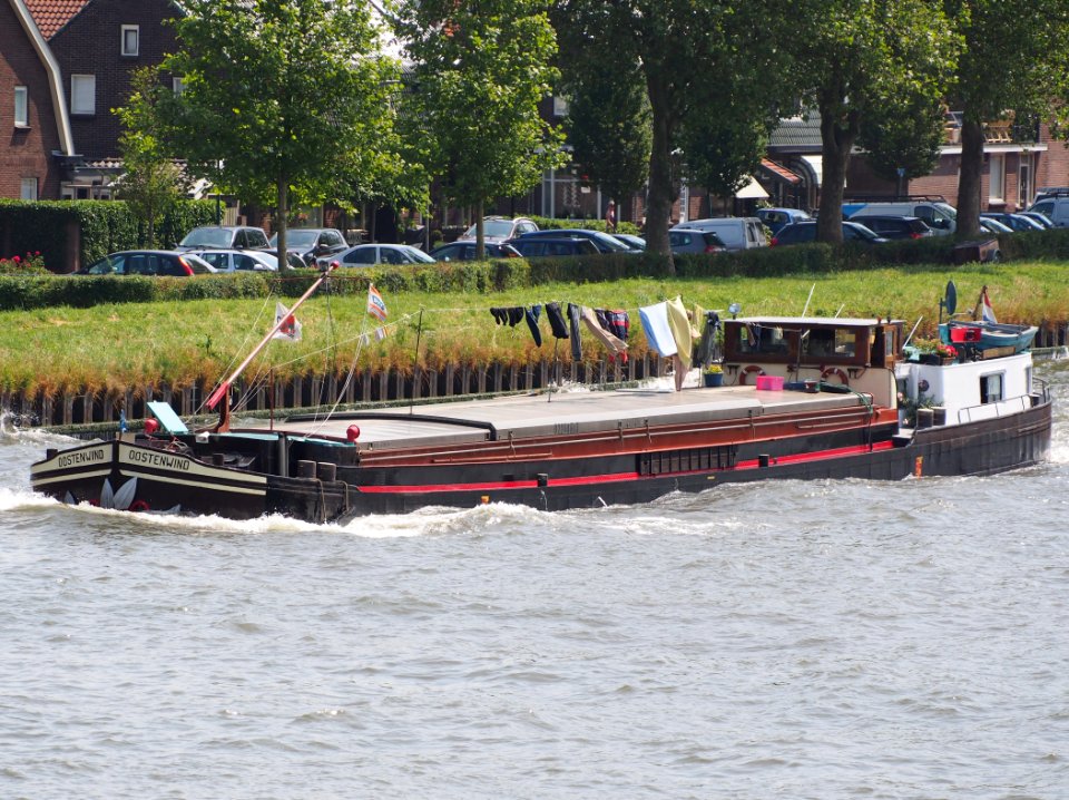 Oostenwind - ENI 02204873, Amsterdam-Rijnkanaal pic1