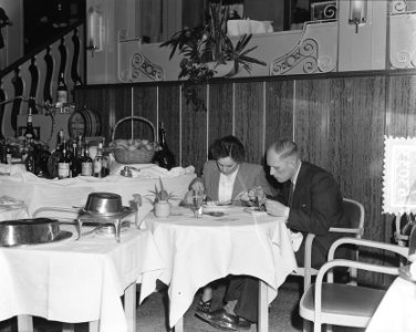Opdracht coop.-Vereniging Orac bruidspaar Lido, Bestanddeelnr 906-3033
