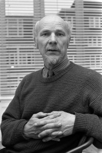 Opdracht De Gelderlander , Theo Loevendie, Bestanddeelnr 933-8833