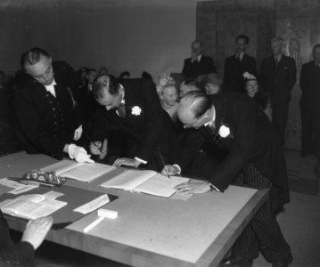 Opdracht dominee Jansen . Getuigen tekenen, Bestanddeelnr 902-8614