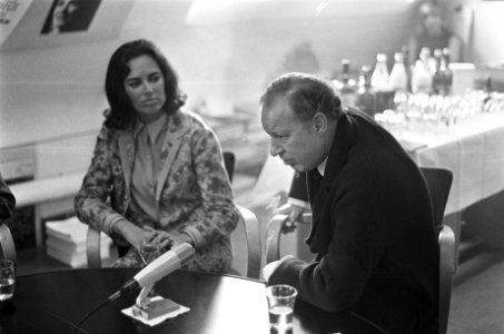 Opdracht Columbiafilm, nummer 3 Sigrid Koetse , Jan Ret nummer 4 ,5 en 6 Ko van , Bestanddeelnr 919-4343