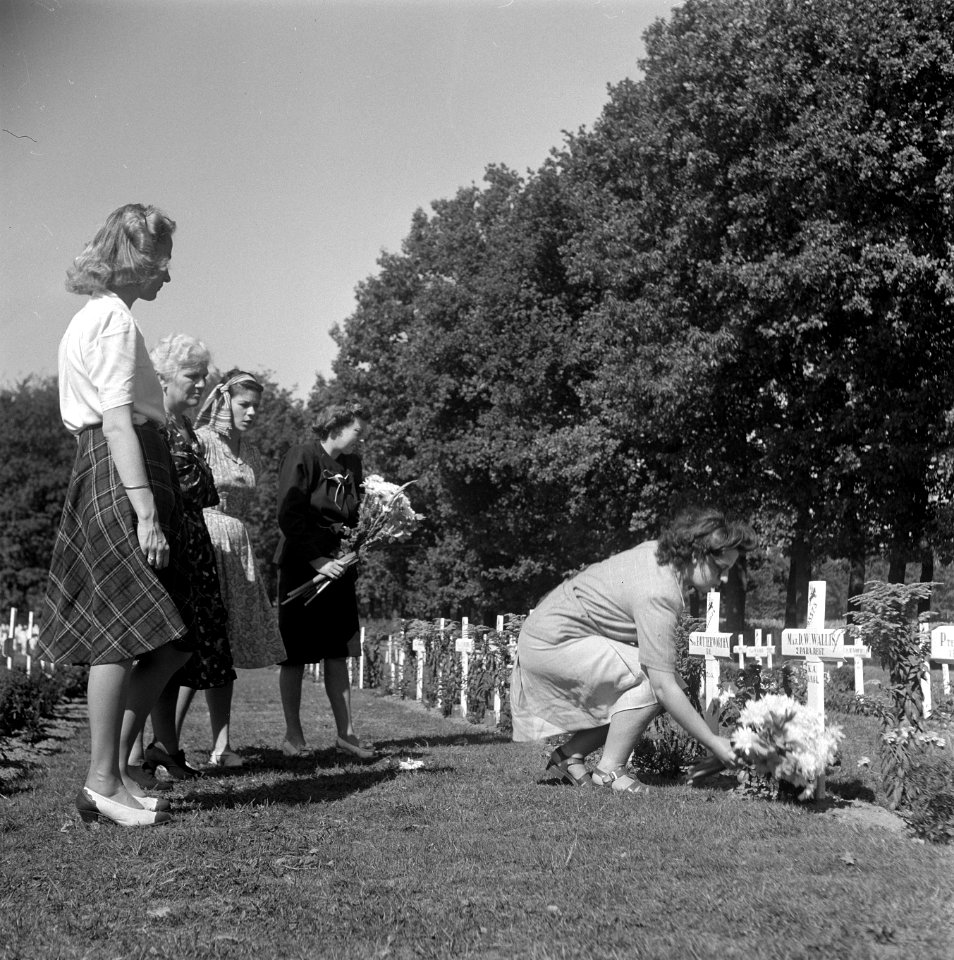 Oosterbeek War Cemetery (Airborne kerkhof), Bestanddeelnr 902-3481