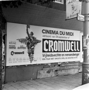 Opdracht Columbia Film Reclamebord N. A. Voorburgwal, Bestanddeelnr 923-8750