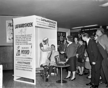 Opdracht Columbia Film . Opname in Hall City Theater, Bestanddeelnr 913-5436