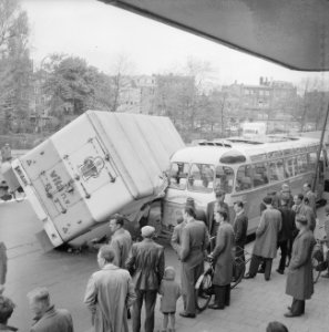 Ongeluk op de Mauritskade te Amsterdam, Bestanddeelnr 909-5577