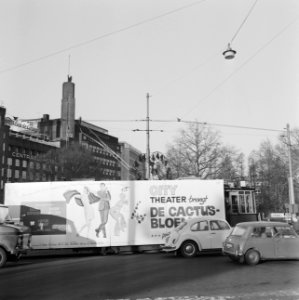 Opdracht Columbia. Reclametram, Bestanddeelnr 923-0924