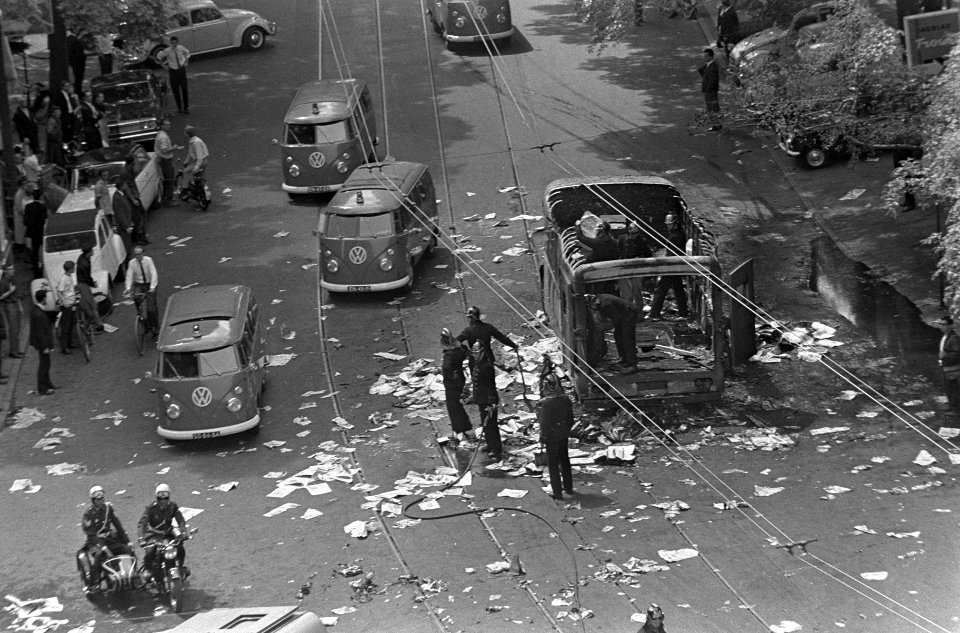 Onlusten in Amsterdam, ravage voor Telegraafgebouw, Bestanddeelnr 919-2491