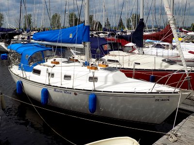 Ontario 32 sailboat Marie Rose 2744