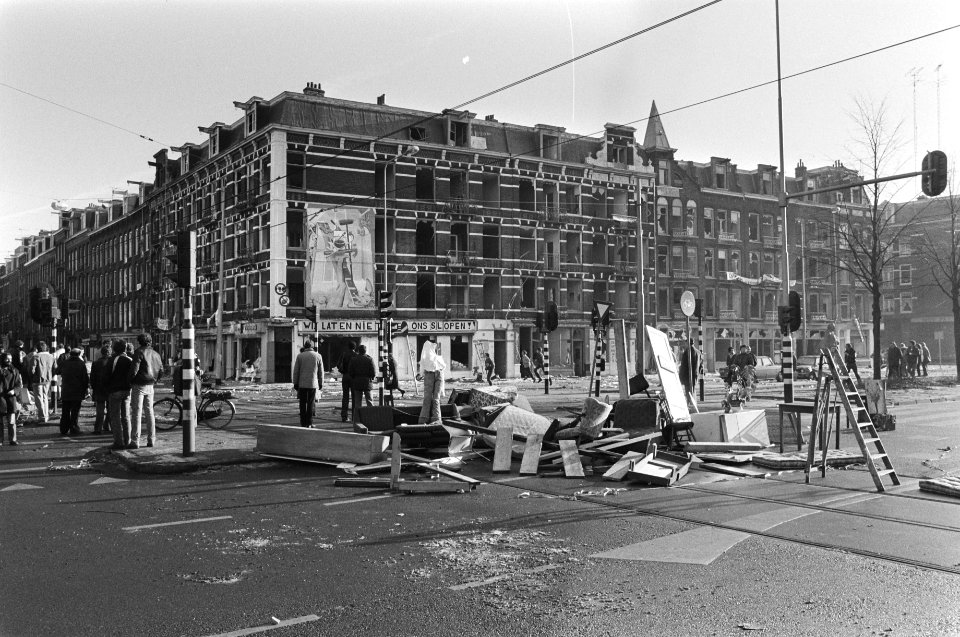 Ongeregeldheden ontruiming kraakpanden De Blaaskop aan Wibautstraat Amsterdam., Bestanddeelnr 931-9094