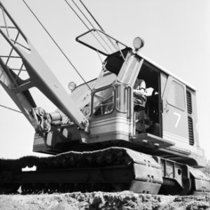 Ontginning, grondbewerking, egaliseren, bezanden, draglines, waterregge, Bestanddeelnr 159-0430