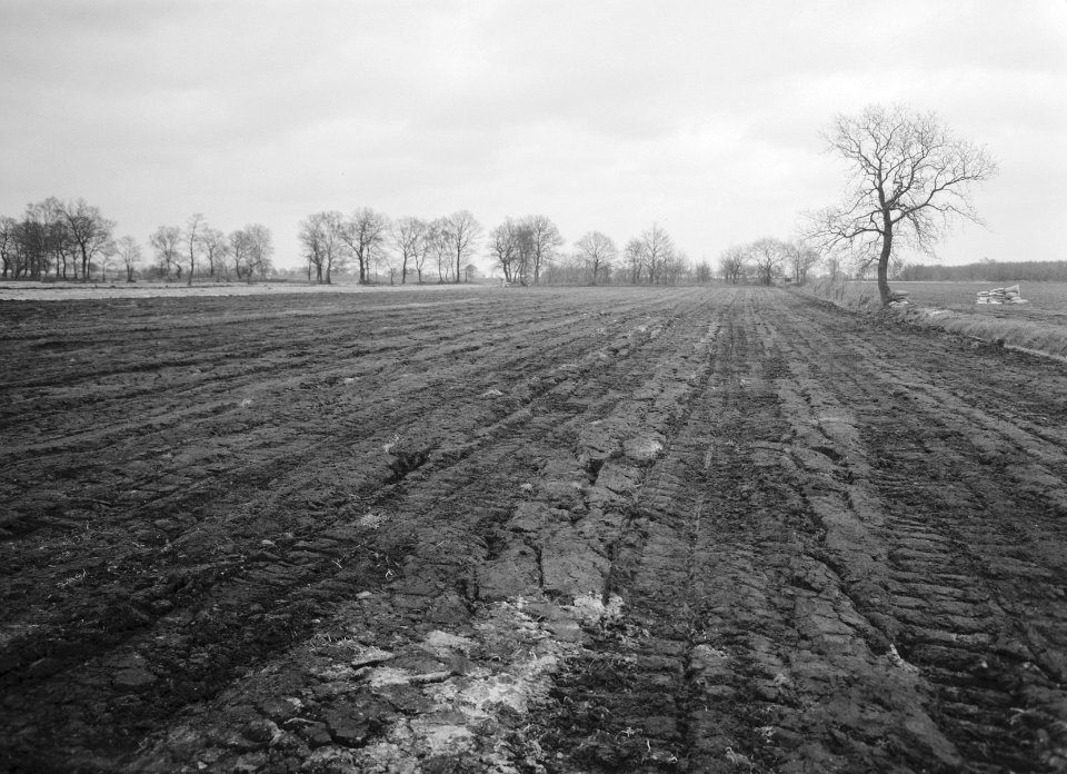 Ontginning, grondbewerking, egaliseren, bezanden, rollen, overzichten, Bestanddeelnr 159-0294