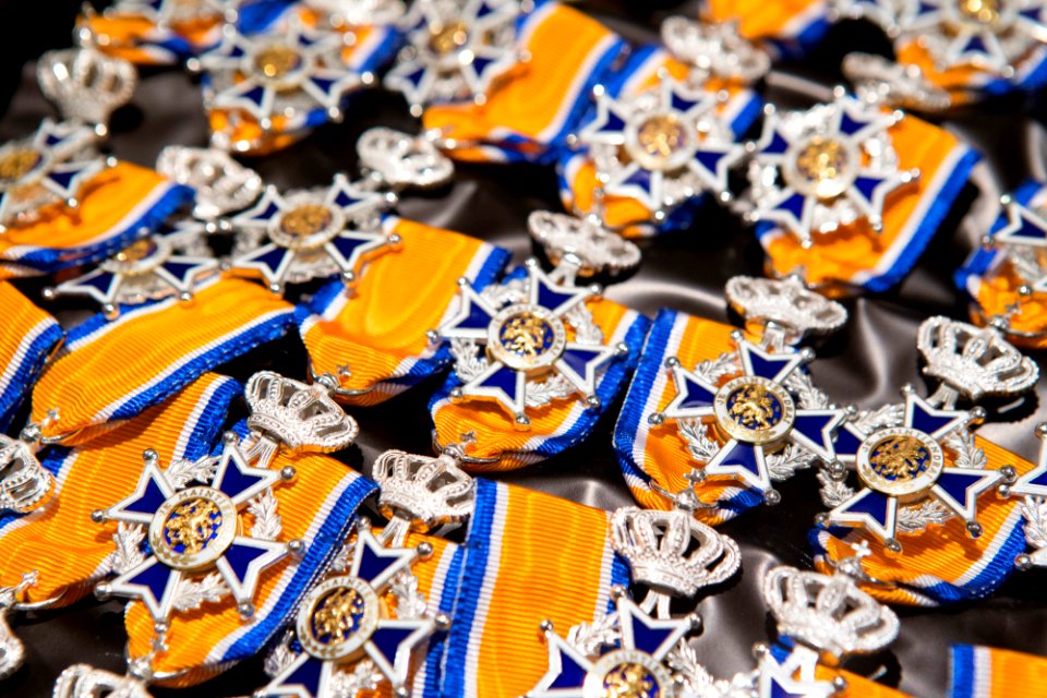 Onderscheidingen-in-de-orde-van-oranje-nassau