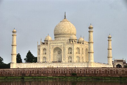 Agra palace taj mahal photo