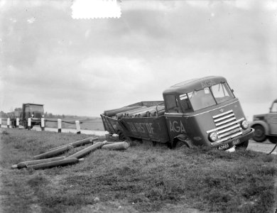 Ongeluk zuurstofauto bij Gouda, Bestanddeelnr 905-7074