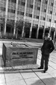 Ongeregeldheden ontruiming kraakpanden De Blaaskop aan Wibautstraat Amsterdam., Bestanddeelnr 931-9091