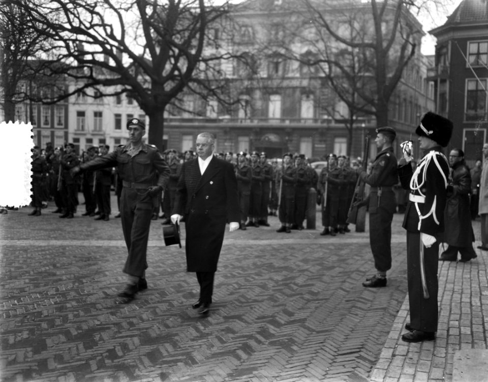 Ontvangst premier Freeman Mattheus door koningin Juliana, Bestanddeelnr 906-1330