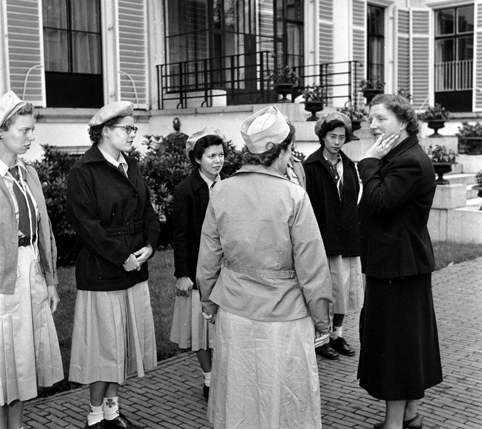 Ontvangst padvindsters Soestdijk, Bestanddeelnr 904-7723