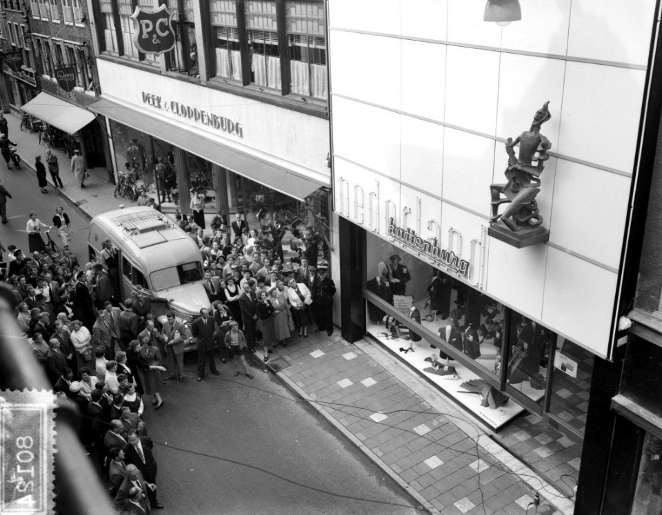 Onthulling beeld Zadkine bij Nederlands Kattenburg Haarle, Bestanddeelnr 908-0124