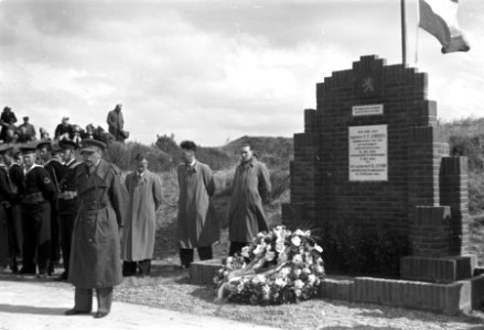 Onthulling monument Kornwerderzand, Bestanddeelnr 901-7507