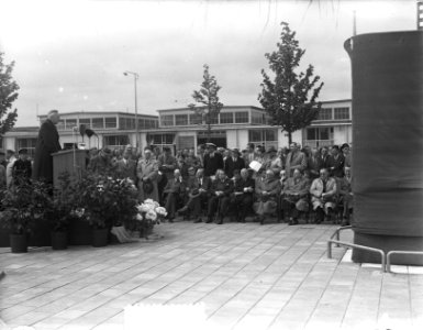 Onthulling verkeerszuil Schiphol, Bestanddeelnr 905-7225