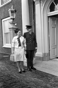 Ontvangst op Huis ten Bosch , aankomst prinses Margriet en Pieter van Vollenhove, Bestanddeelnr 919-8965