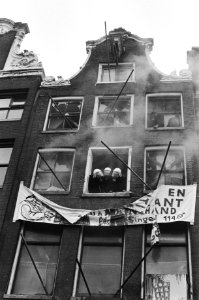 Ontruiming kraakpand Singel 114 Amsterdam het kraakpand, Bestanddeelnr 933-1251