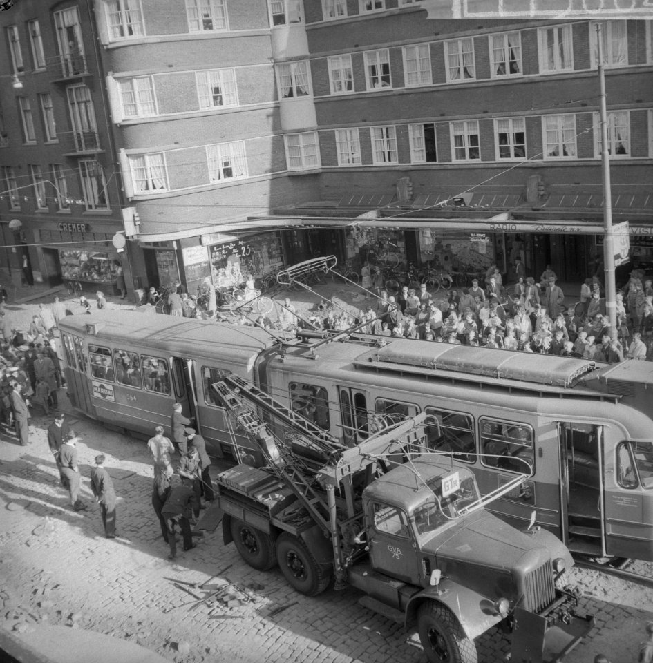 Ontsporing van lijn 7 in de Jan Evertsenstraat, Bestanddeelnr 911-5664