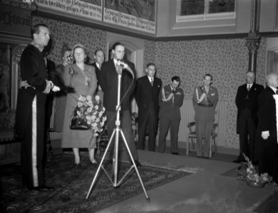 Ontvangst in Leeuwarden, Bestanddeelnr 904-2105